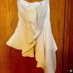 Vici White strapless ruffle top - size small